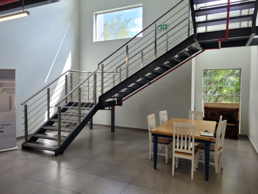 To Let Commercial Property for Rent in Montague Gardens Western Cape